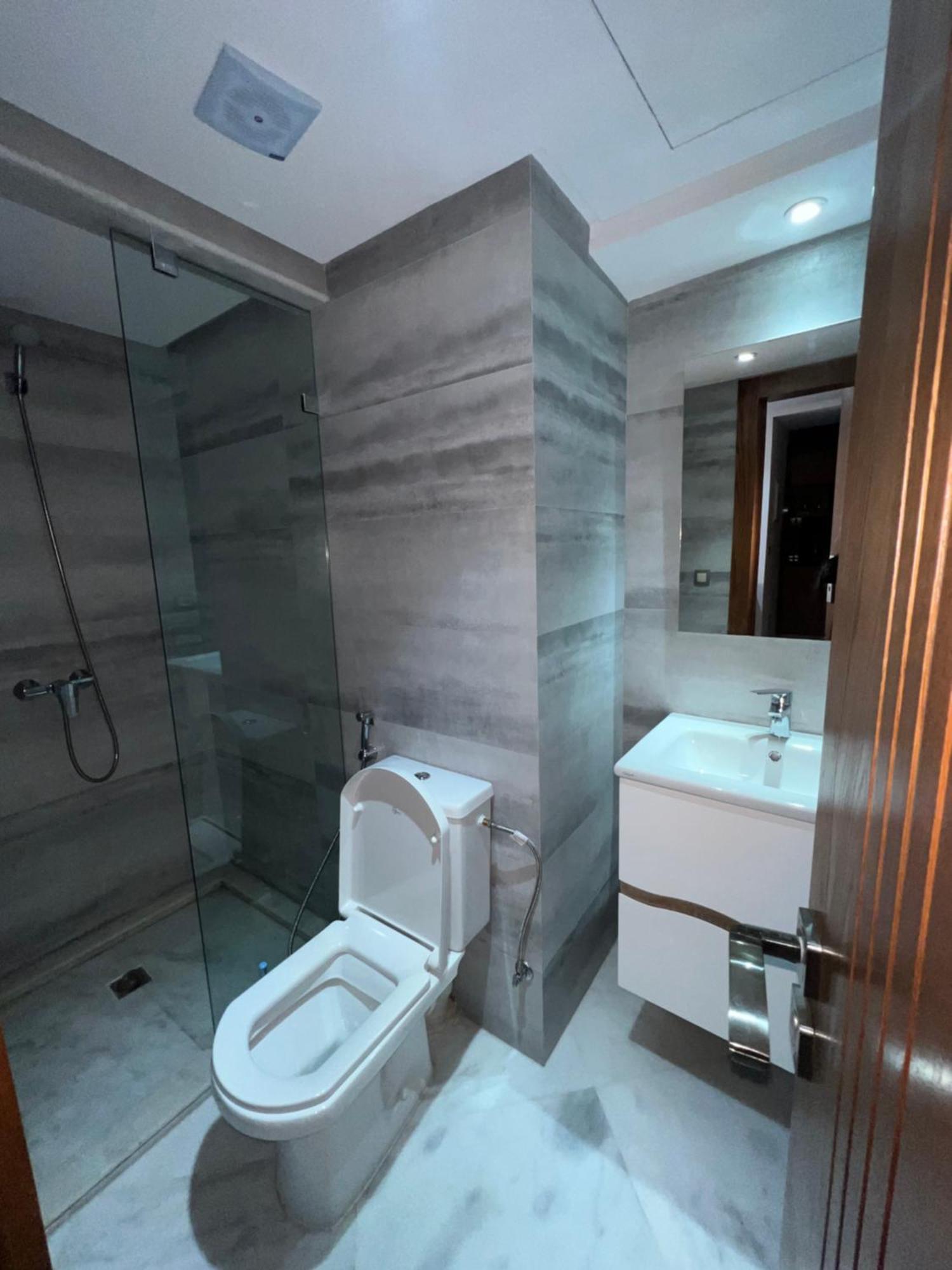 Royal Center Appartement Tanger Buitenkant foto